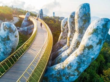 Ba Na Hills - Golden Brigde 1 Day Tour