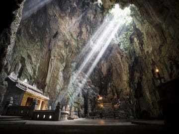 Marble Mountains - Monkey Mountain - Am Phu Cave Morning Tour