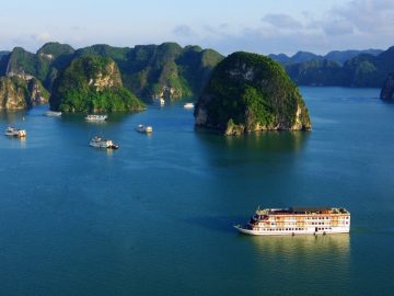 Crown Legend Cruise - Halong Bay 2 Days 1 Night