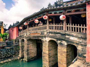 Hoi An City Tour - Boat Ride - Drop Flower Lantern (More Options: Street Foods/ Ao Dai)